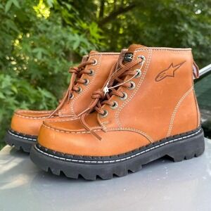 NWOT Tan and black Alpinestars boots